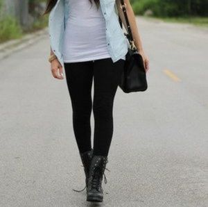 EXPRESS black leggings